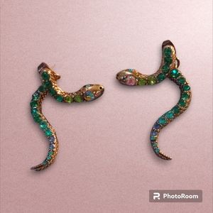 Dangling snake earrings